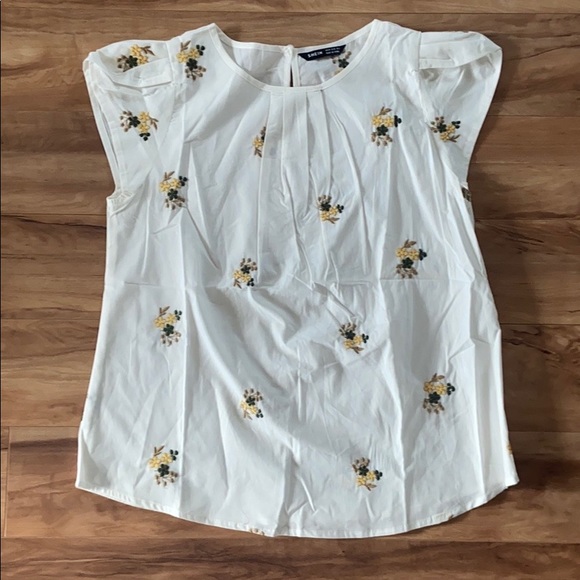 SHEIN Tops - SHEIN Flower All Over  Embroidered Cotton Blouse